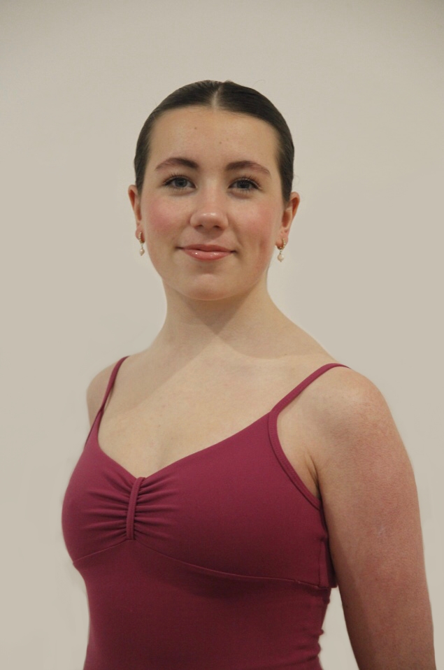 Gemma_Goldsztein_Headshot.jpg