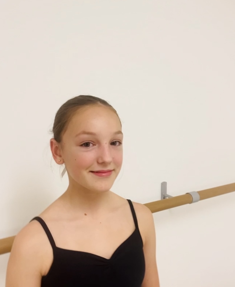 Zara_E_Headshot.jpg