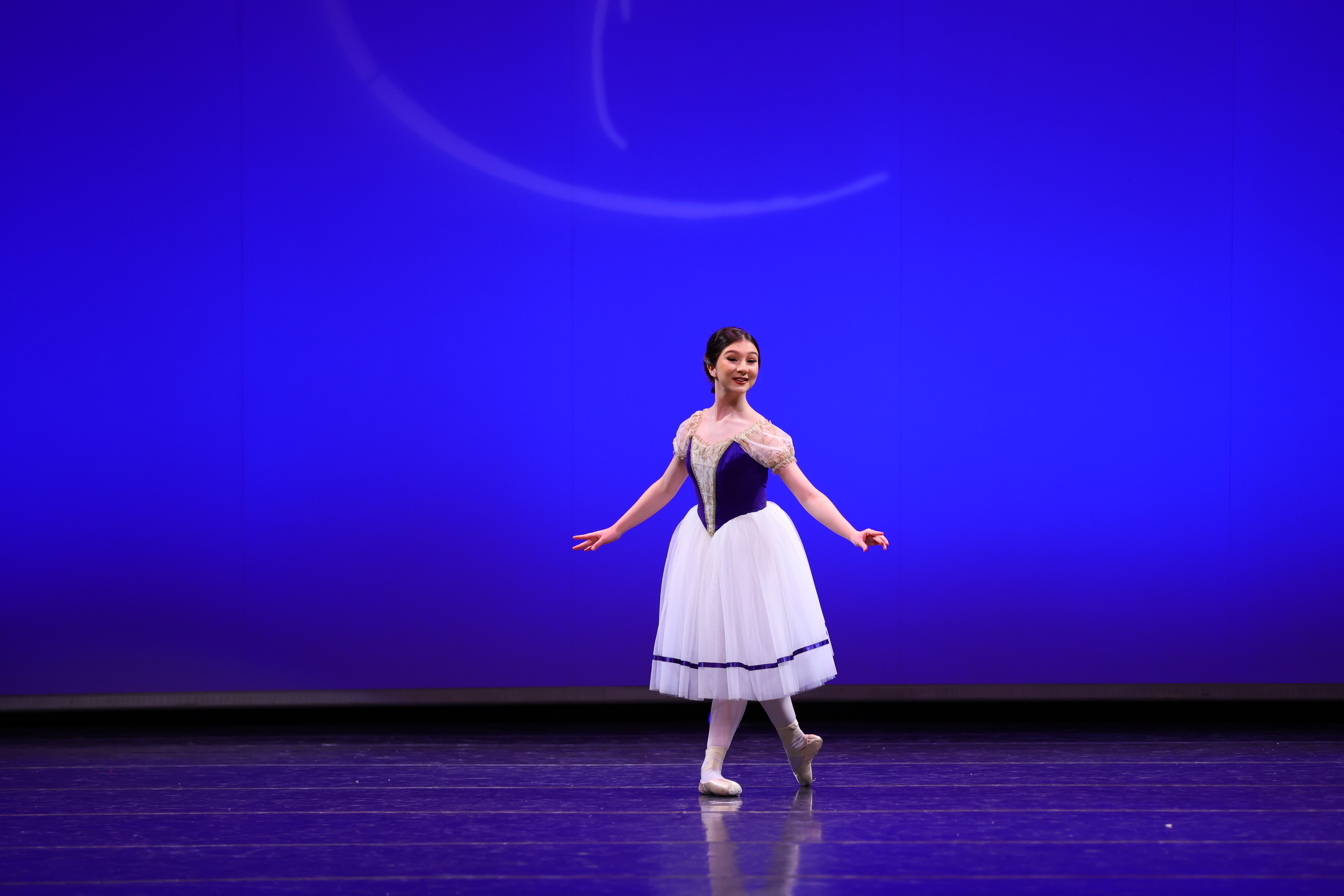 425FrancellaMccannPEASANTPASVARIATIONFROMGISELLE53710.jpeg