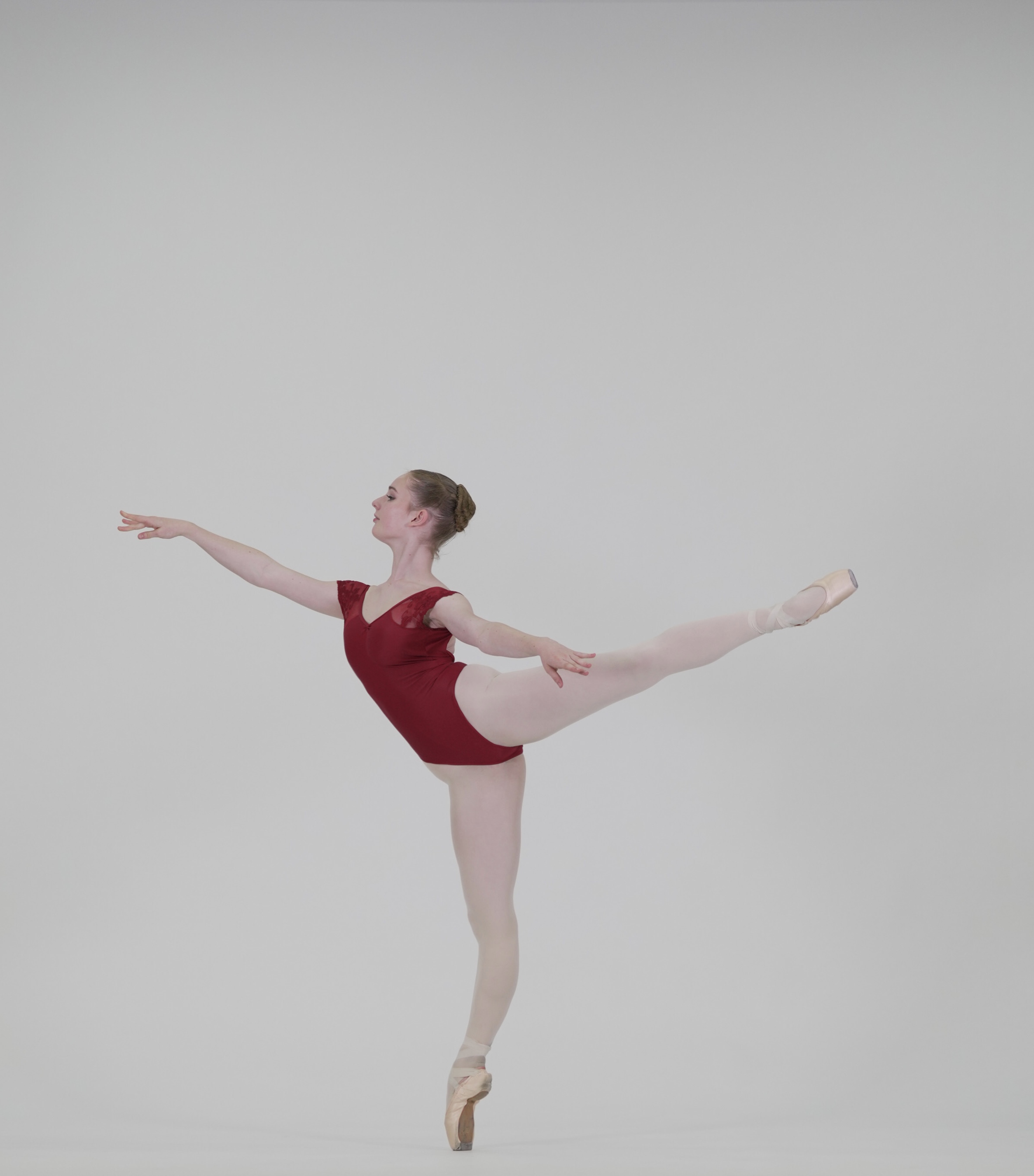 Imilia_morrison_arabesque_pointe_.jpg