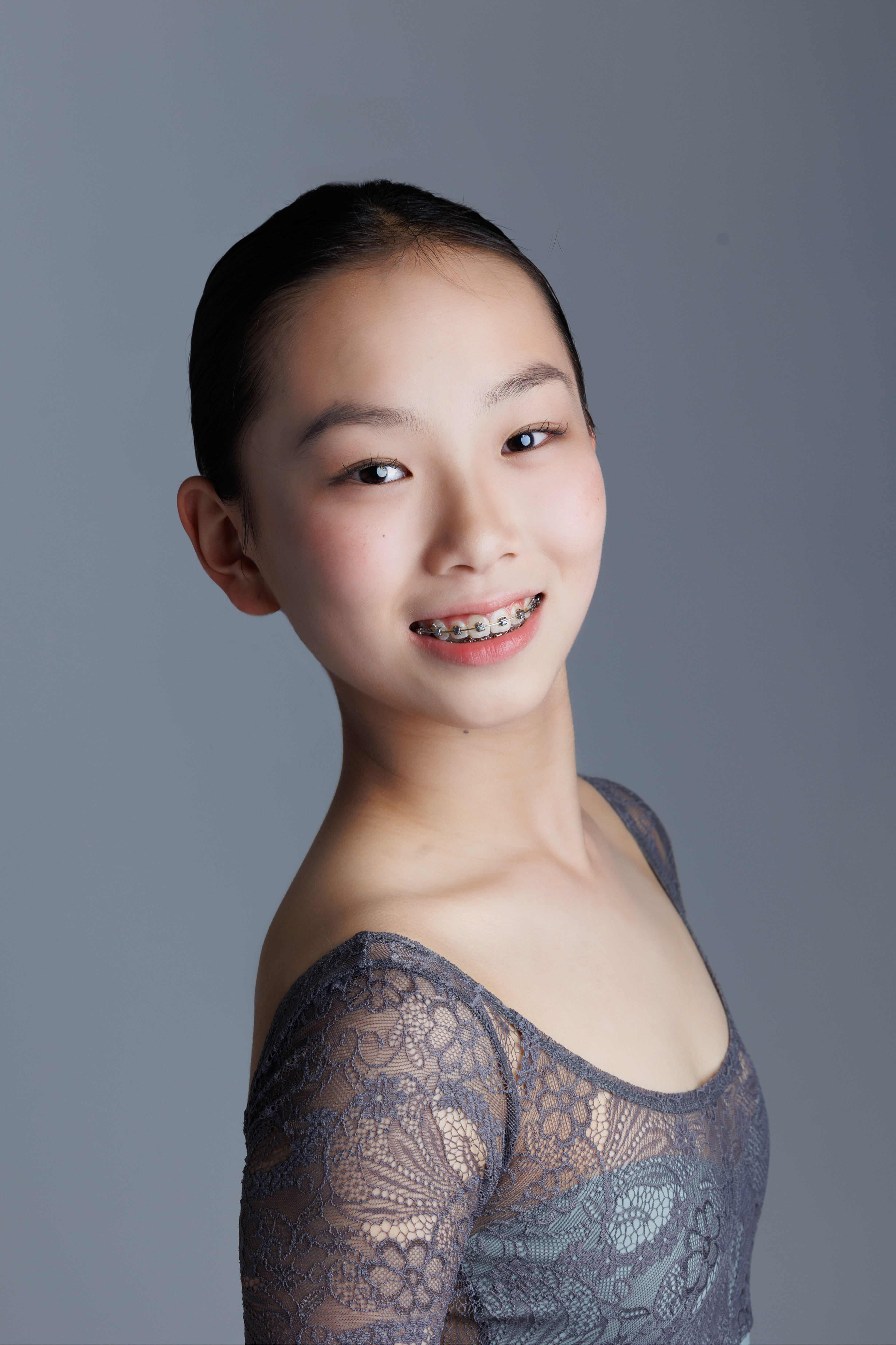 JessicaHeadshot2025-3.jpg