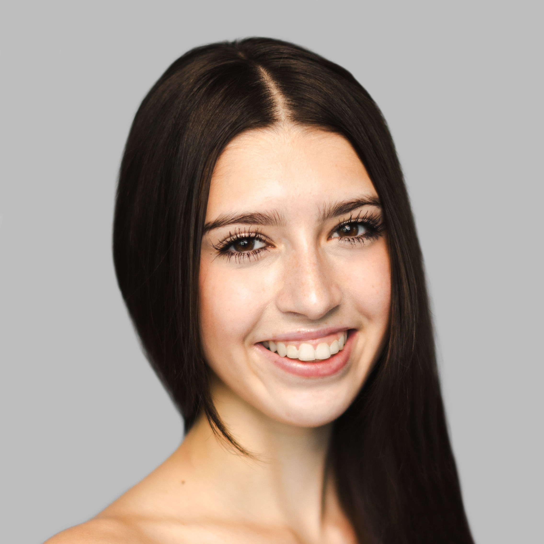 Hannah_2024_headshot.jpg