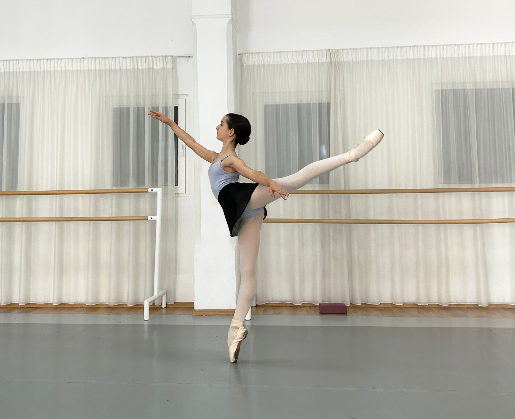 Miruna_arabesque.jpg