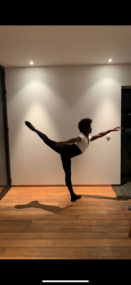 Elias_Arabesque.jpg