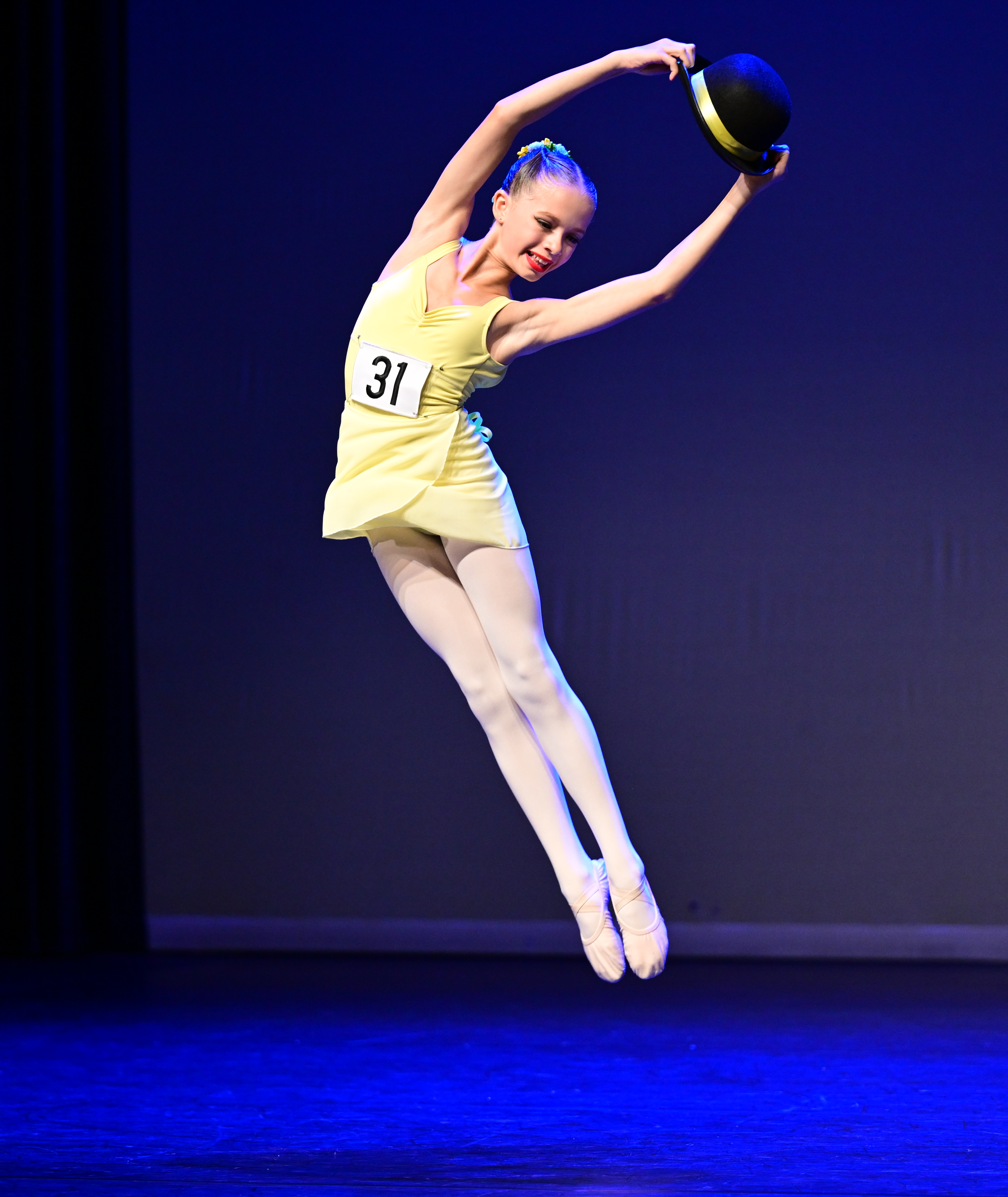 725790-Q1.Dancer_Download__All_Images_of_1_person_.RAD-05APR25-3326.JPG