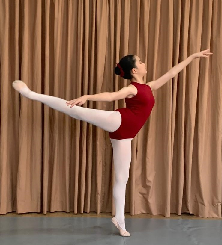 Arabesque_Rachel_1.jpg