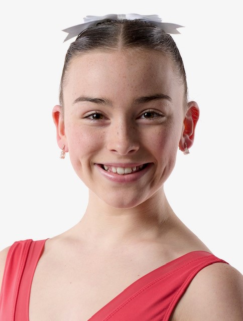 Alexandra_Young-_Headshot.jpg