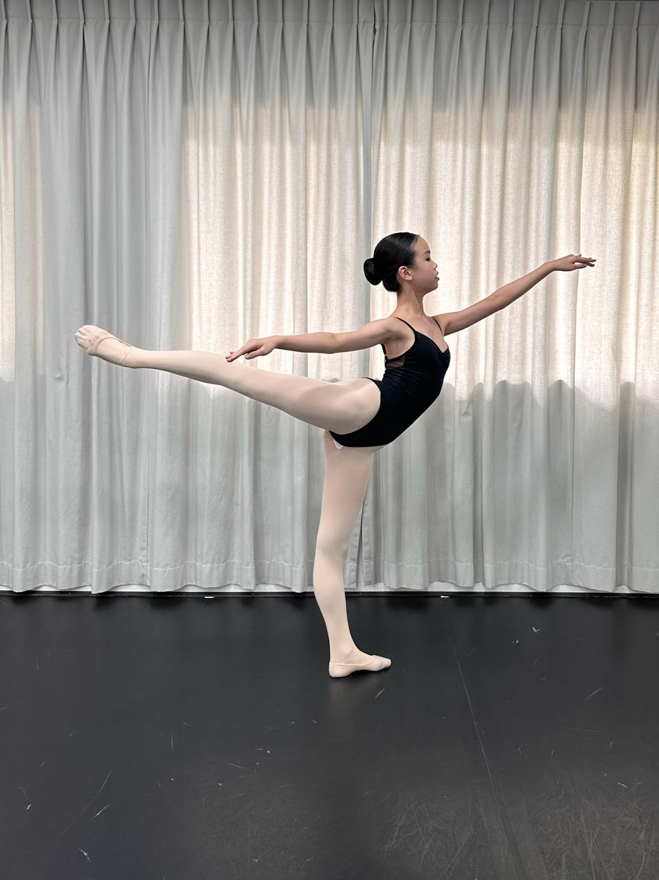 Yu_Han_Lim_Arabesque_Sep_2023.jpg