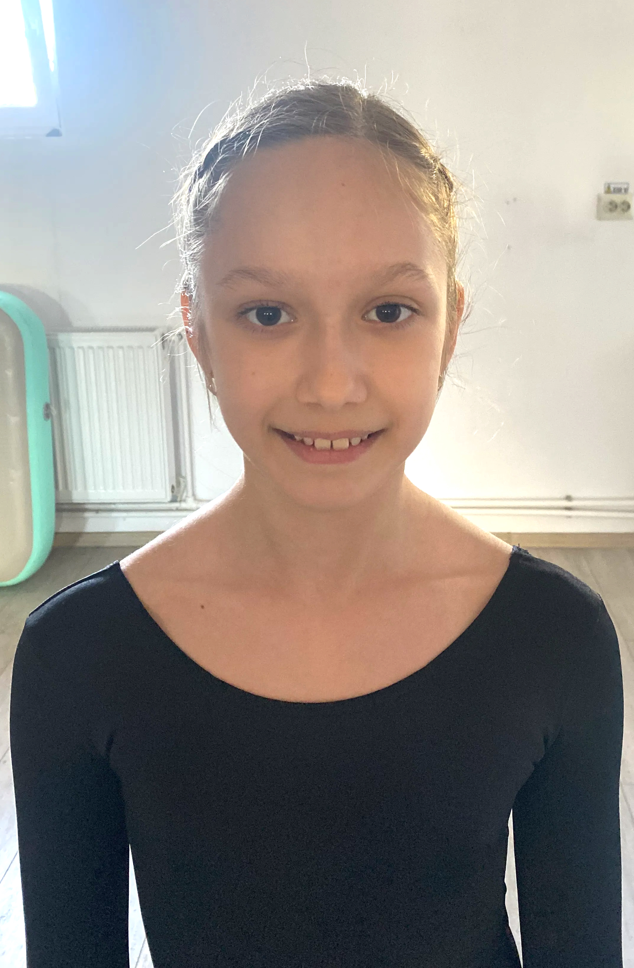 DIANA_MIHAELA_Popa_-_Provide_a_recent_headshot_-_copie.jpg