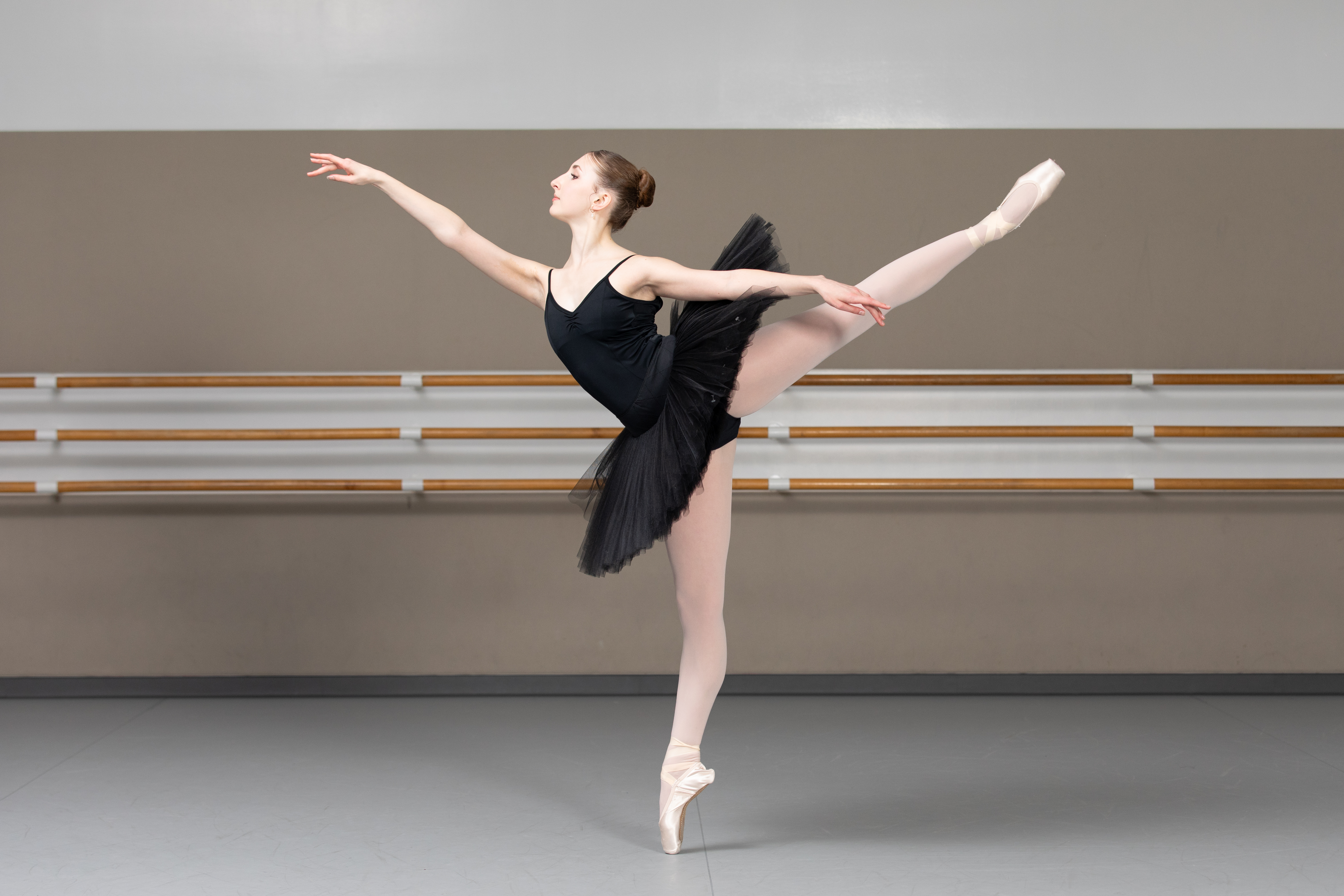 SarahLusettiArabesque.jpg