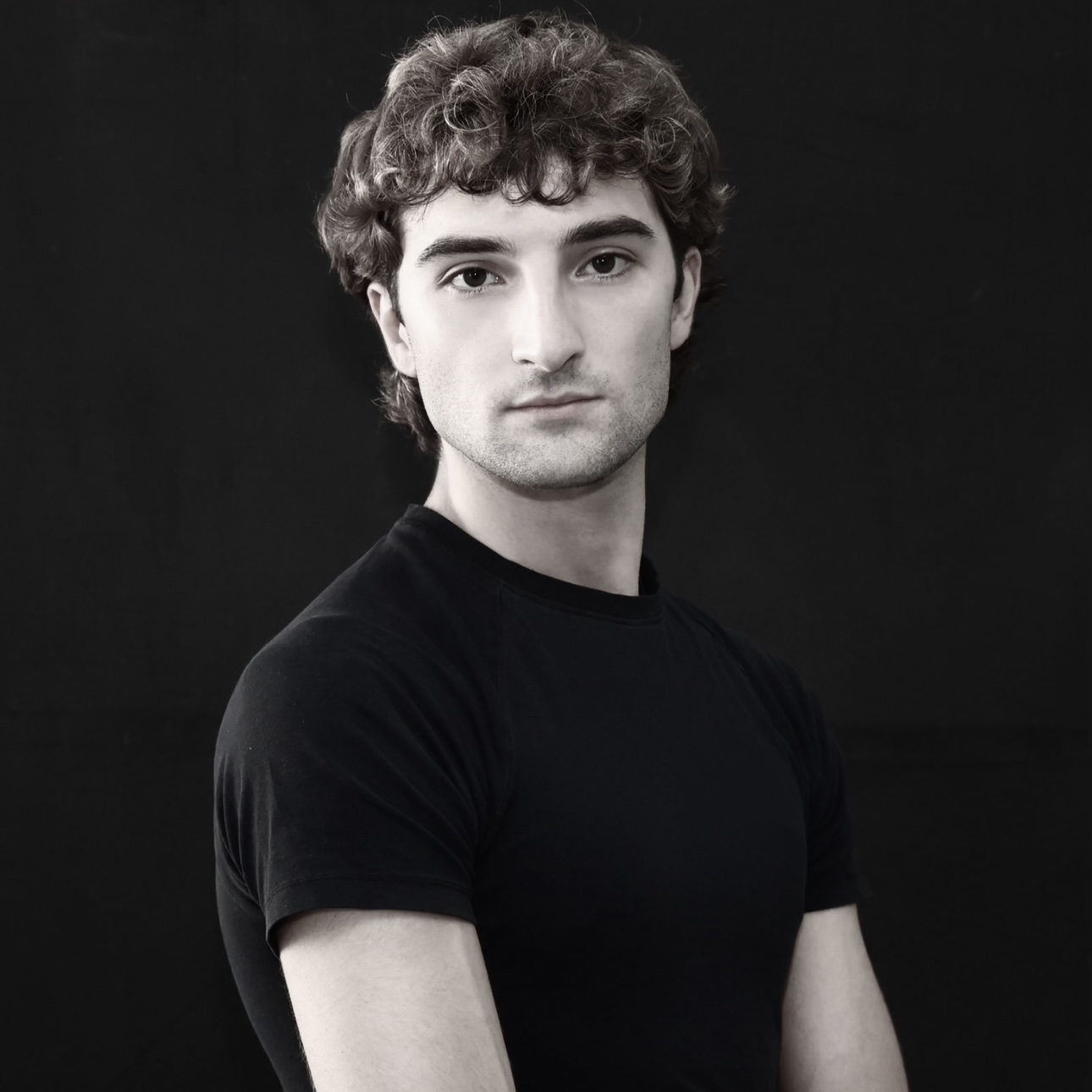 Headshot_BW_.jpg
