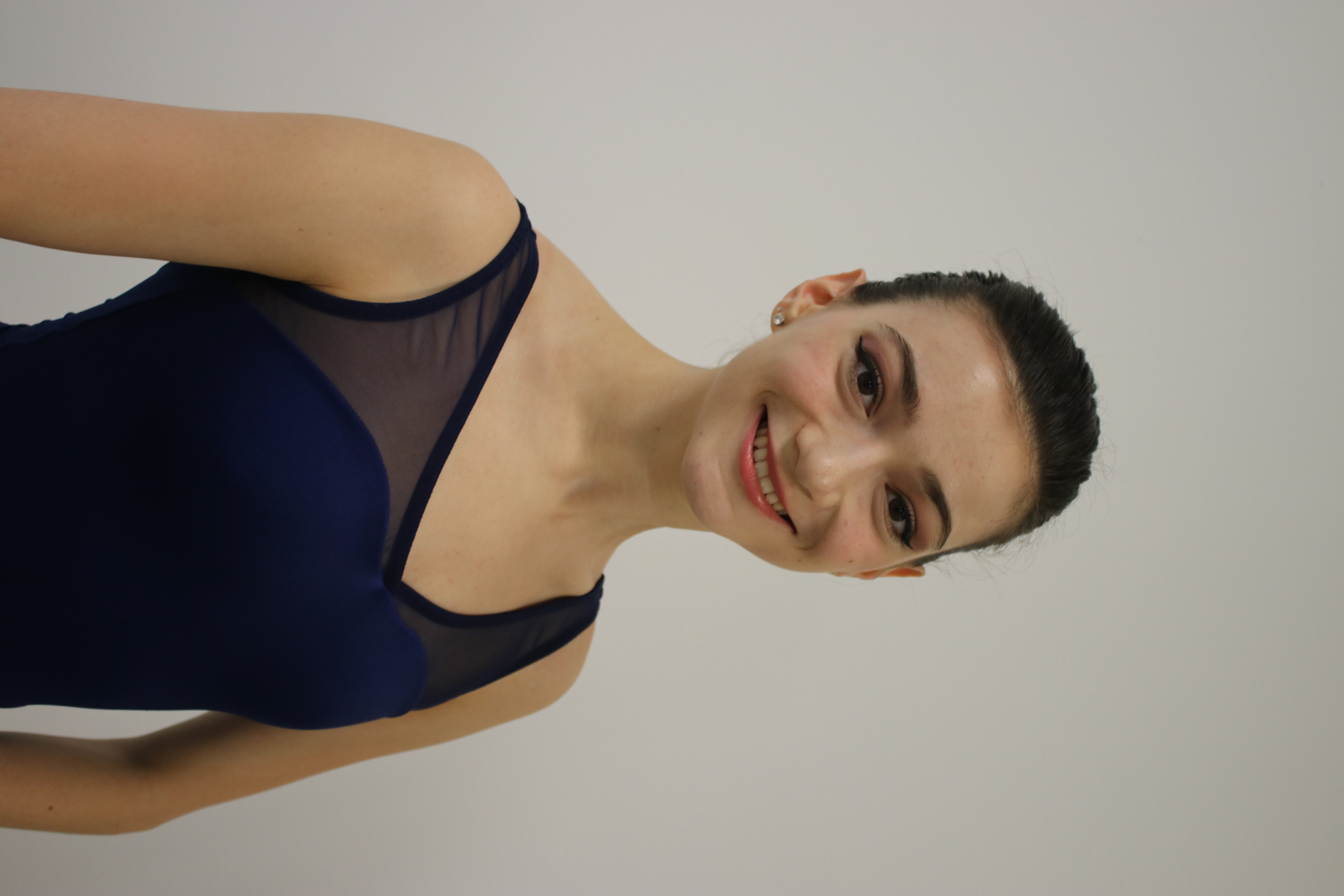 IMG_7174_Heidi_Headshot.JPG