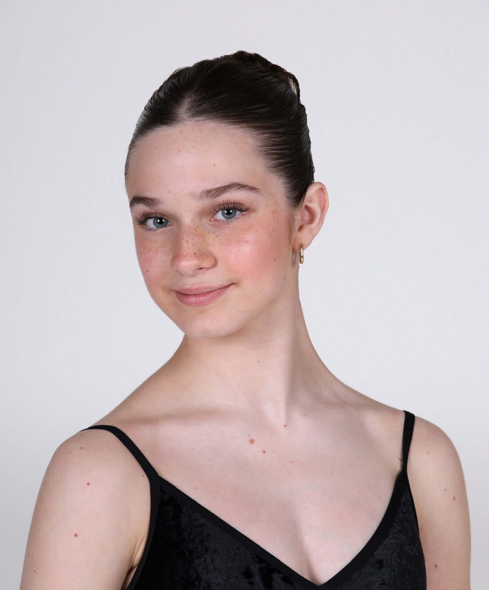 Kaitlin_Natili_Head_Shot_2024.jpg