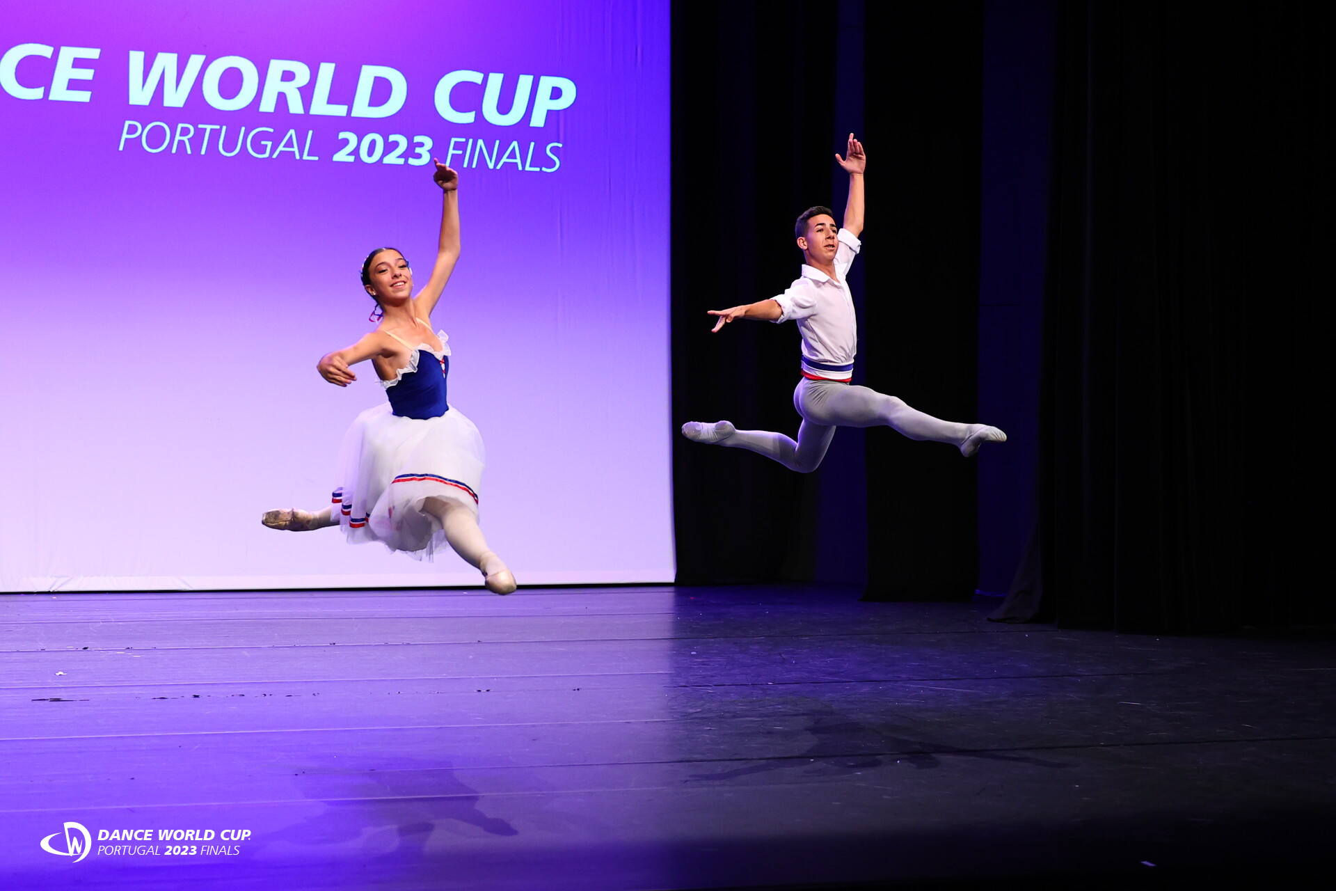 m_l_dwcworld_finals_2023_red_act2_075171.jpg