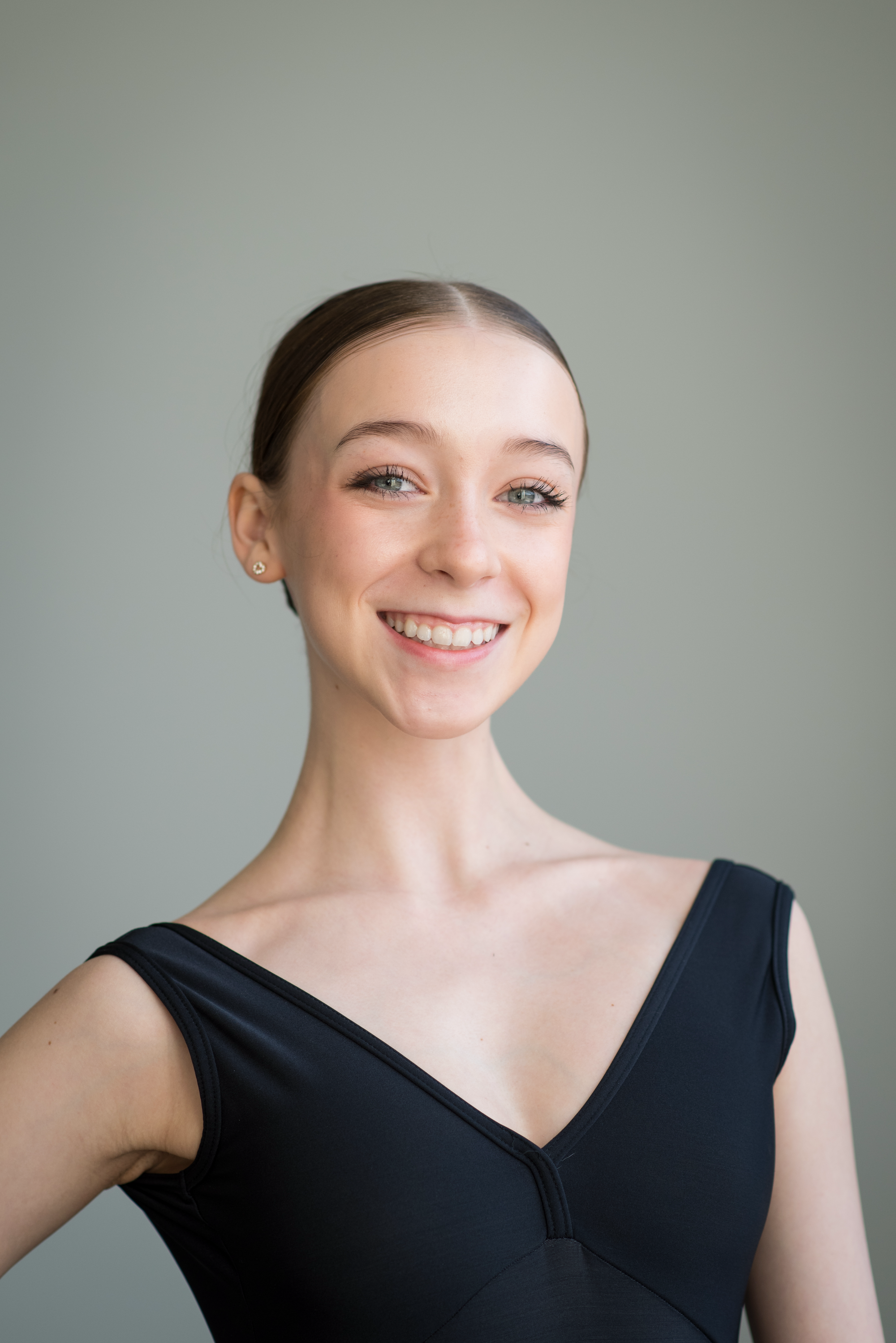 Everly_Nedza-Headshot_2024.png