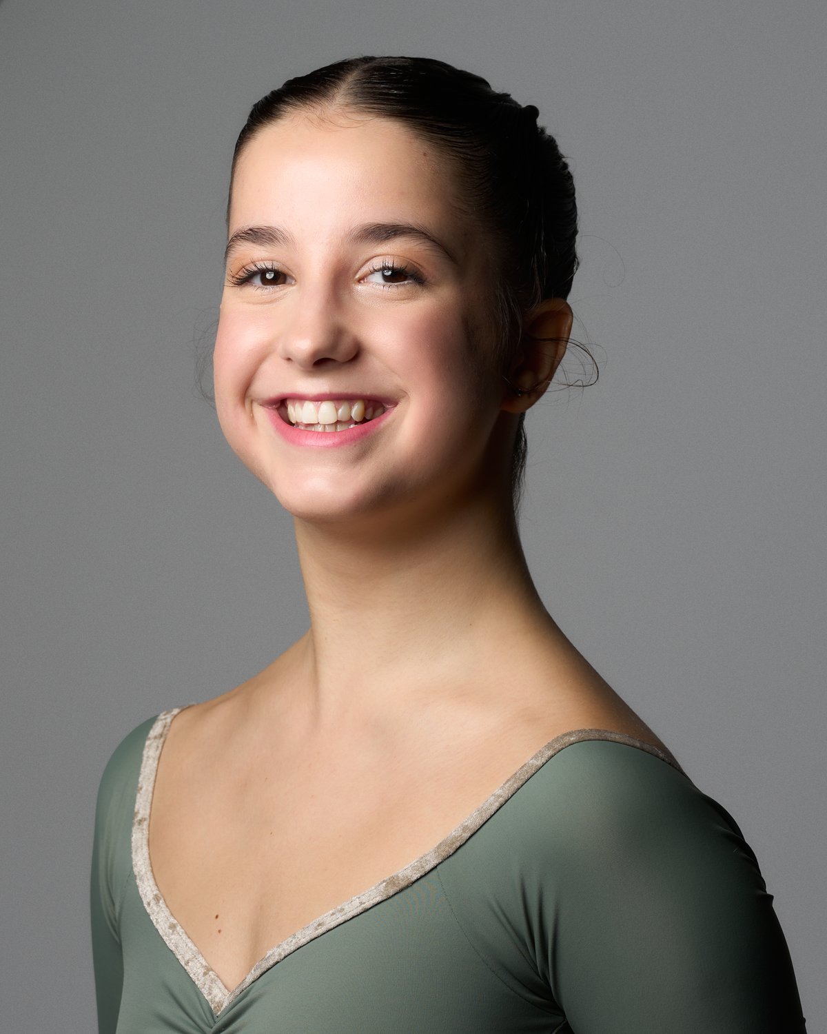 Deborah Nicolle Ciuraru portrait