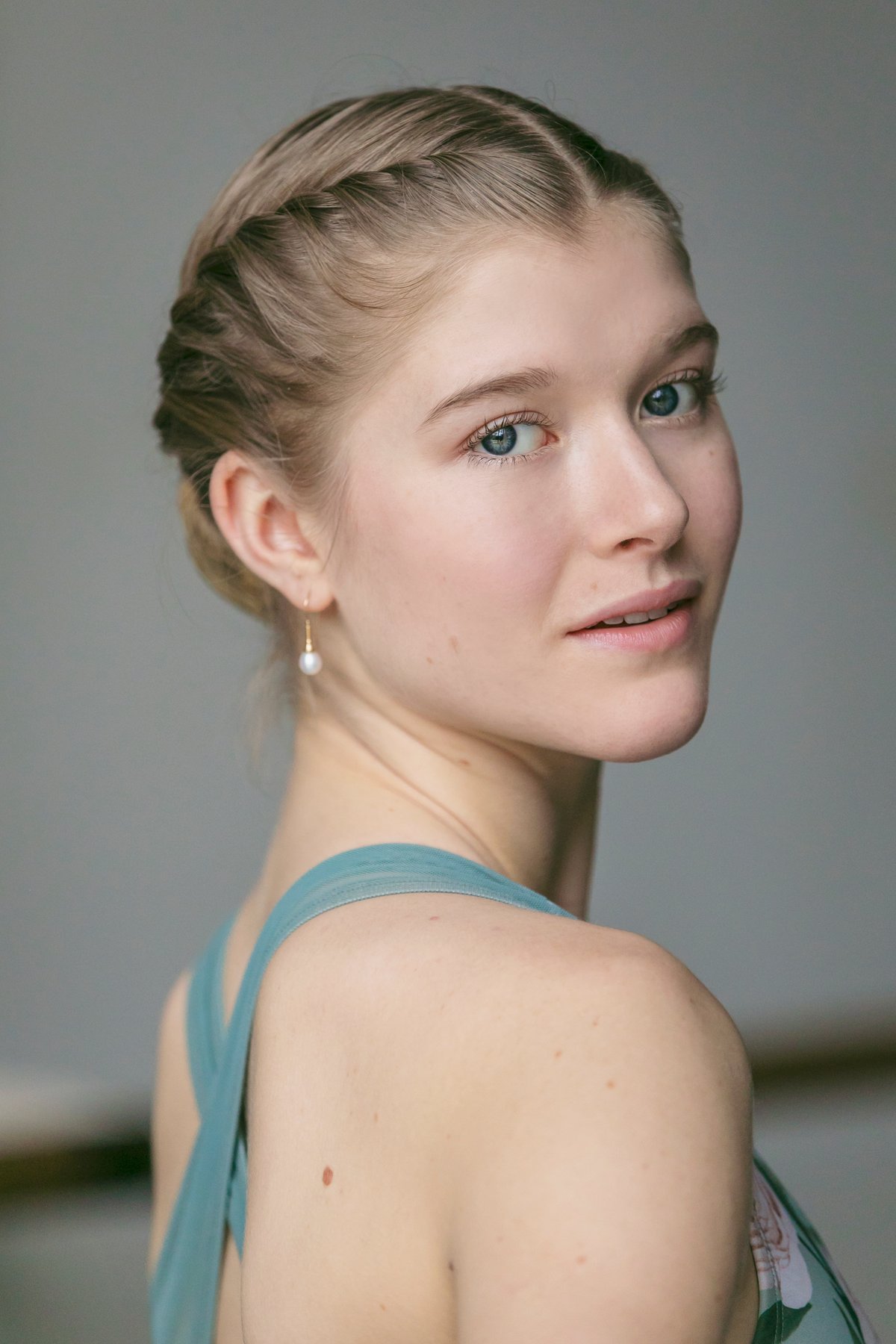 Nia Lessard portrait