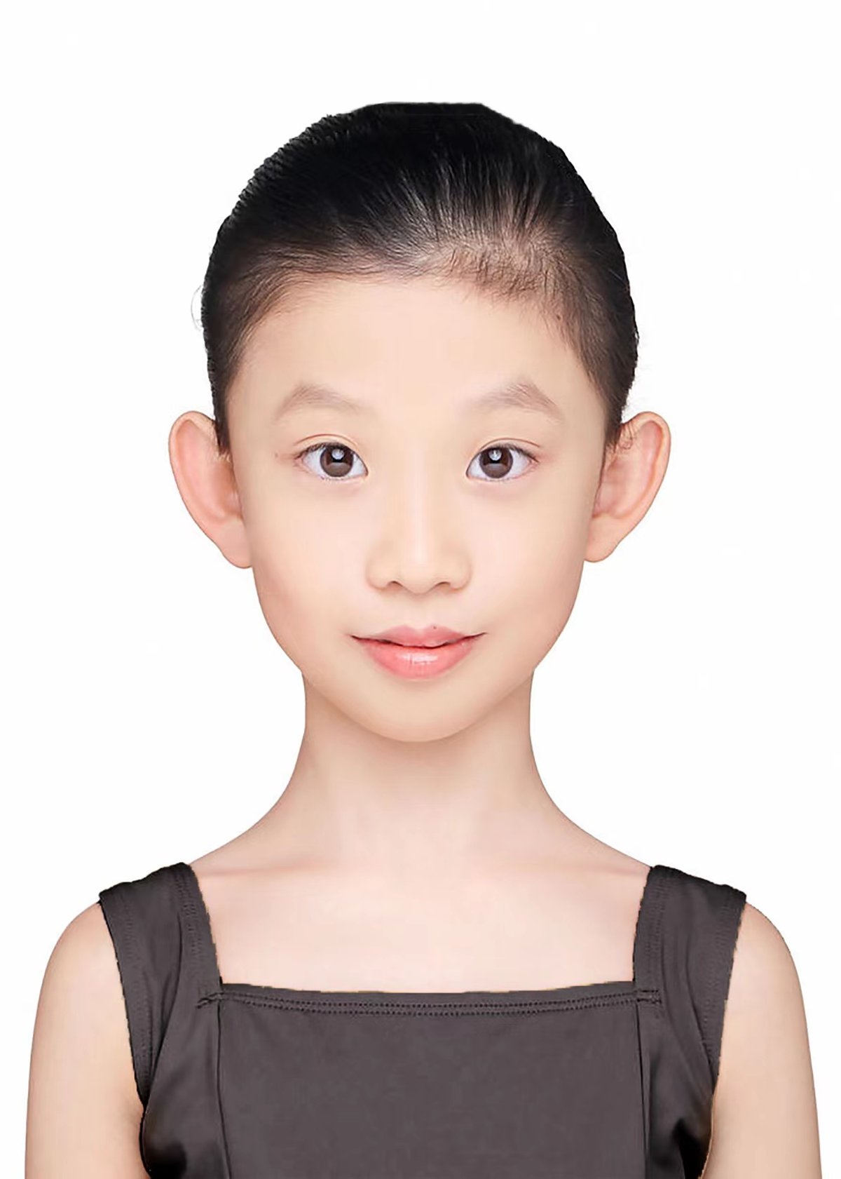 Tiffany Zhong portrait