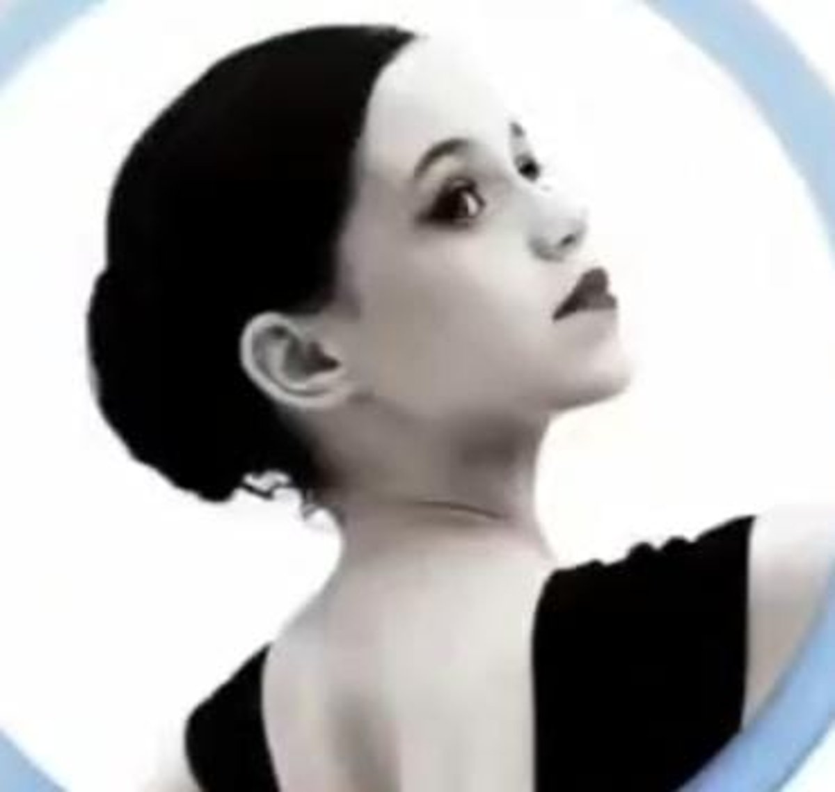Julia Soares portrait