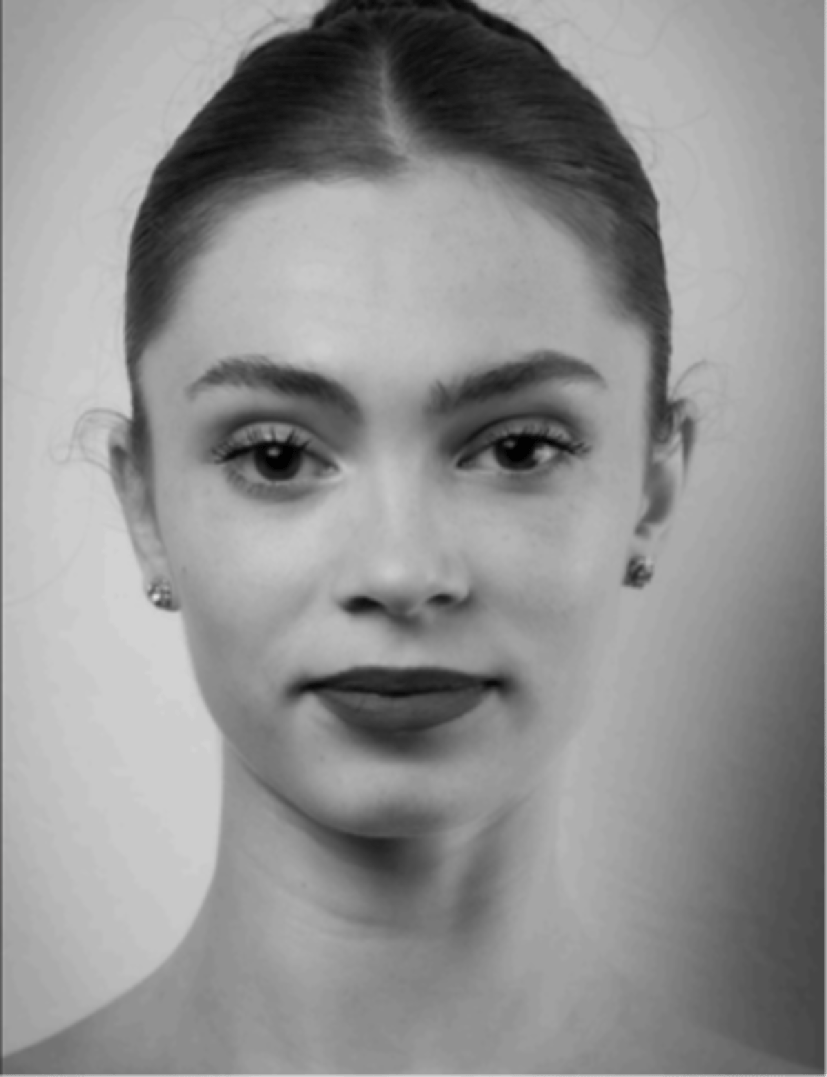 Sara Zanzon portrait