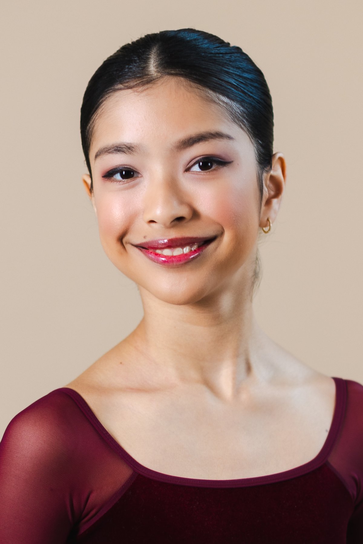 Afina Hiyori Gosla portrait