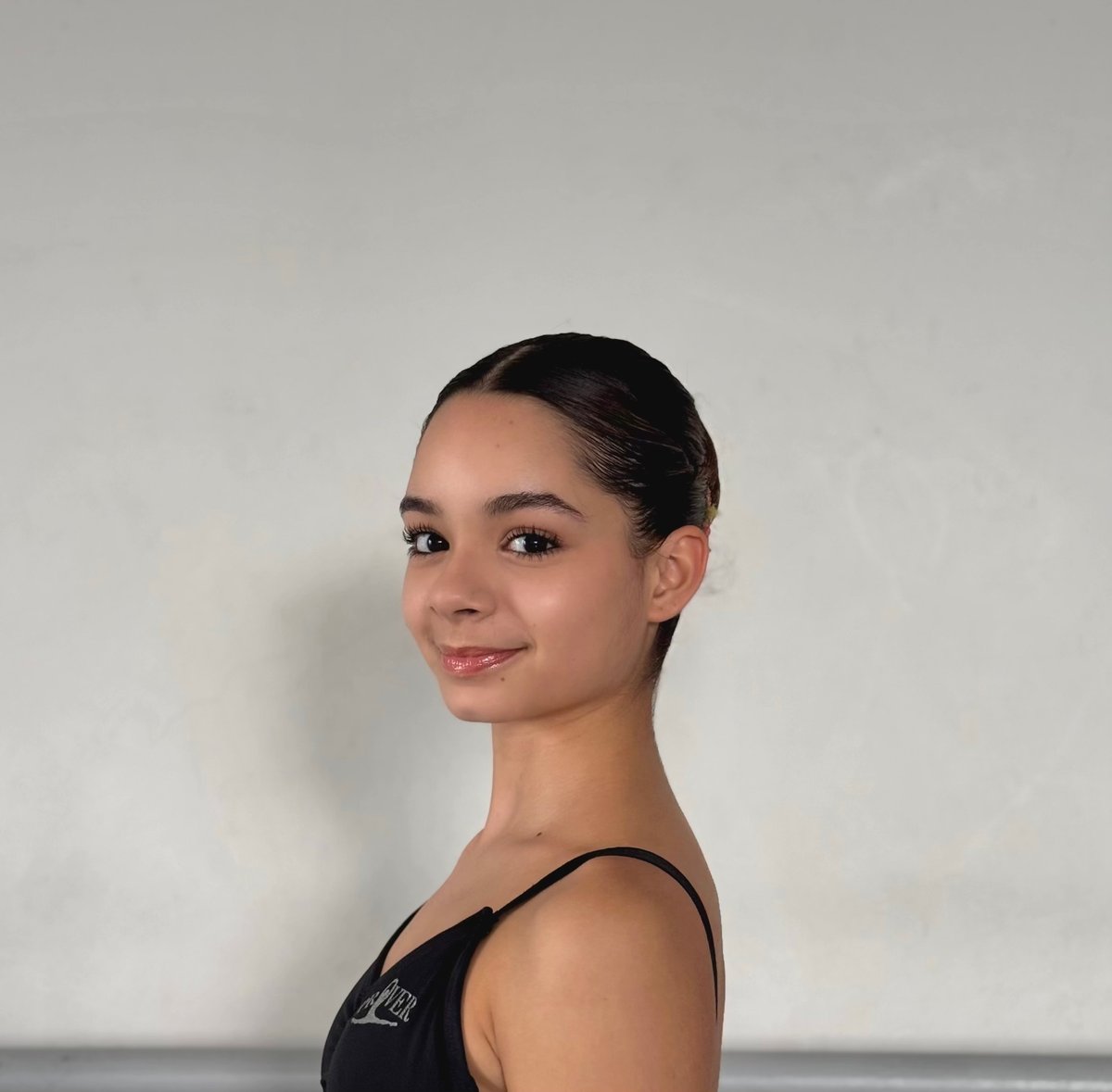 Marian Lara portrait