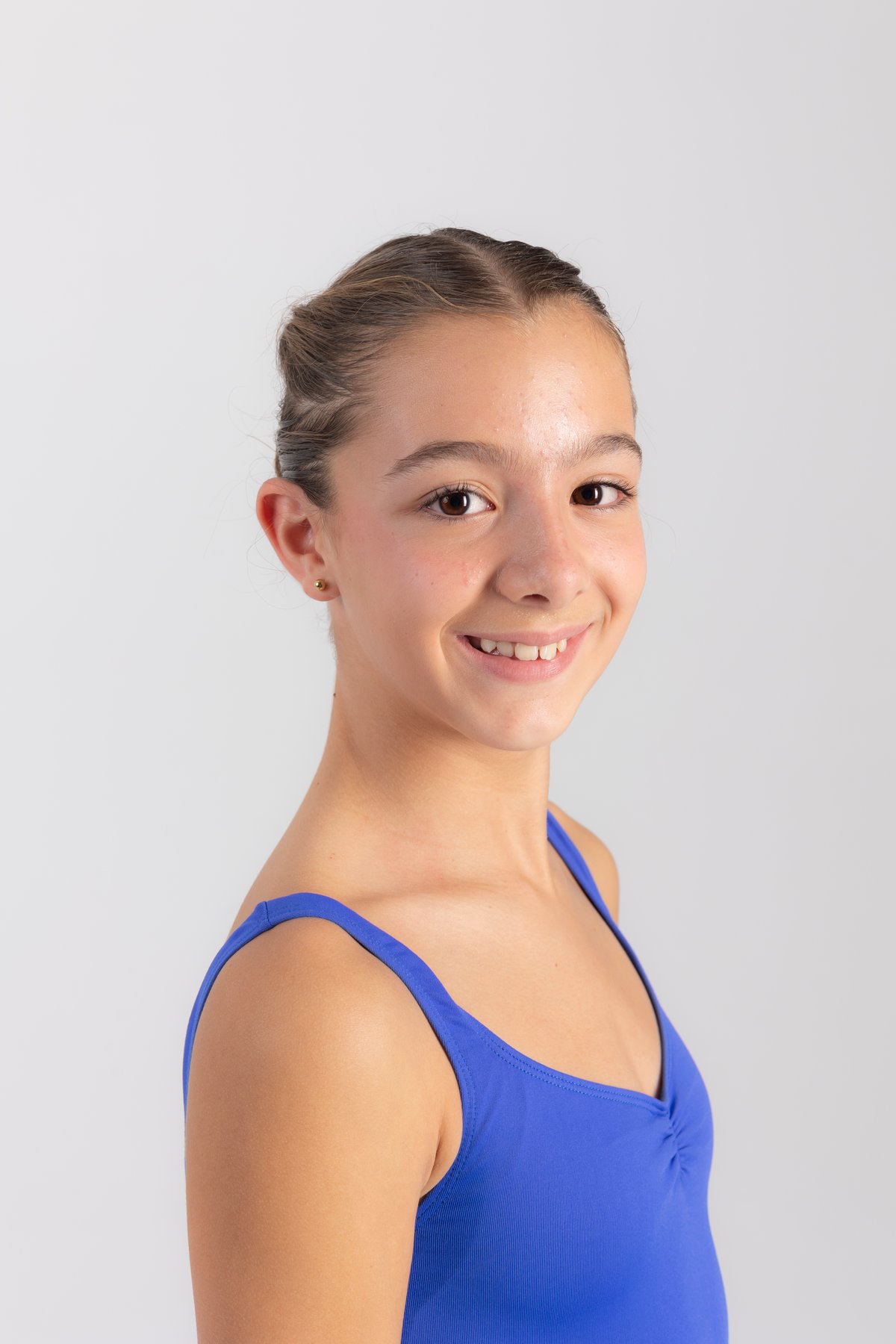 LUCIA SIMOES VALVERDE portrait