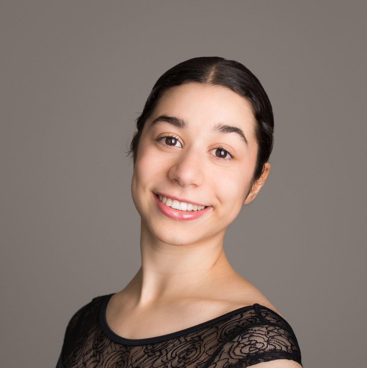 Lia Issakov portrait