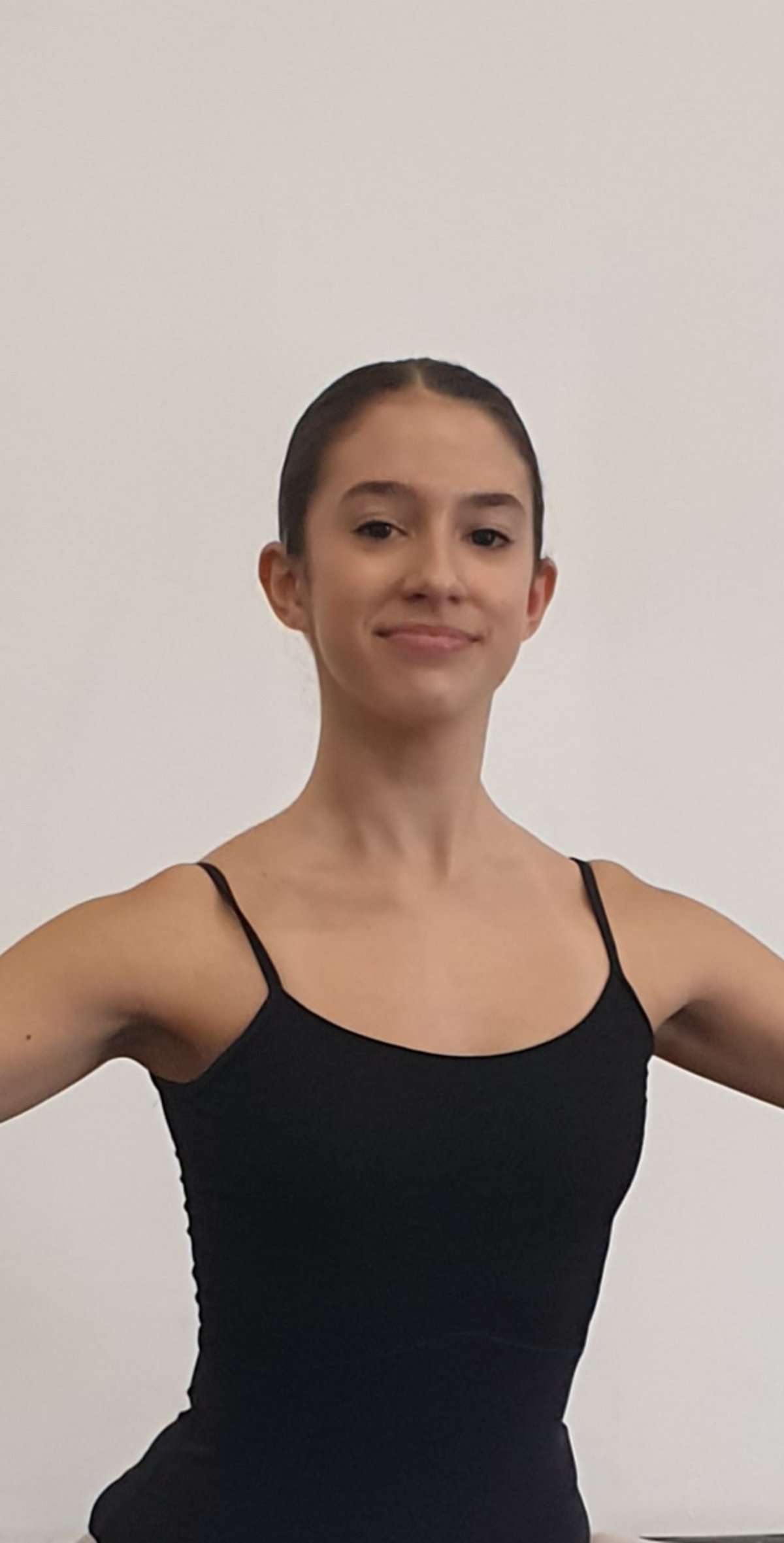 Laura PARIS portrait