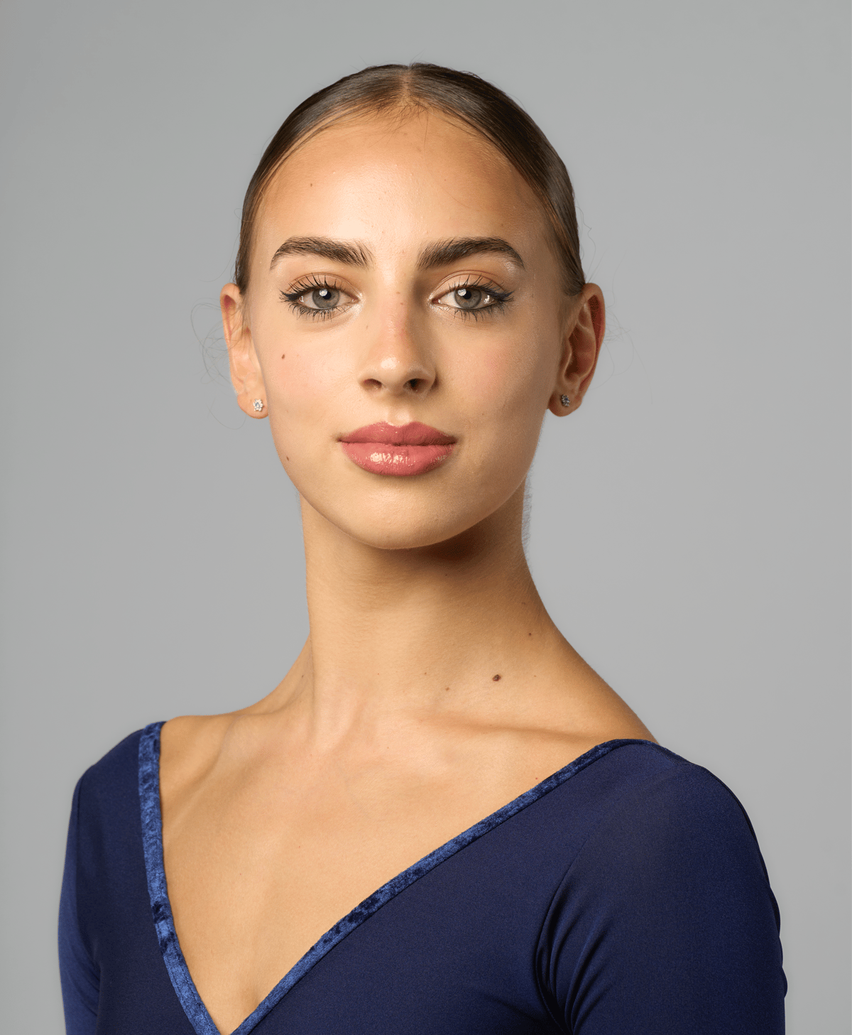 Sara Gordon portrait
