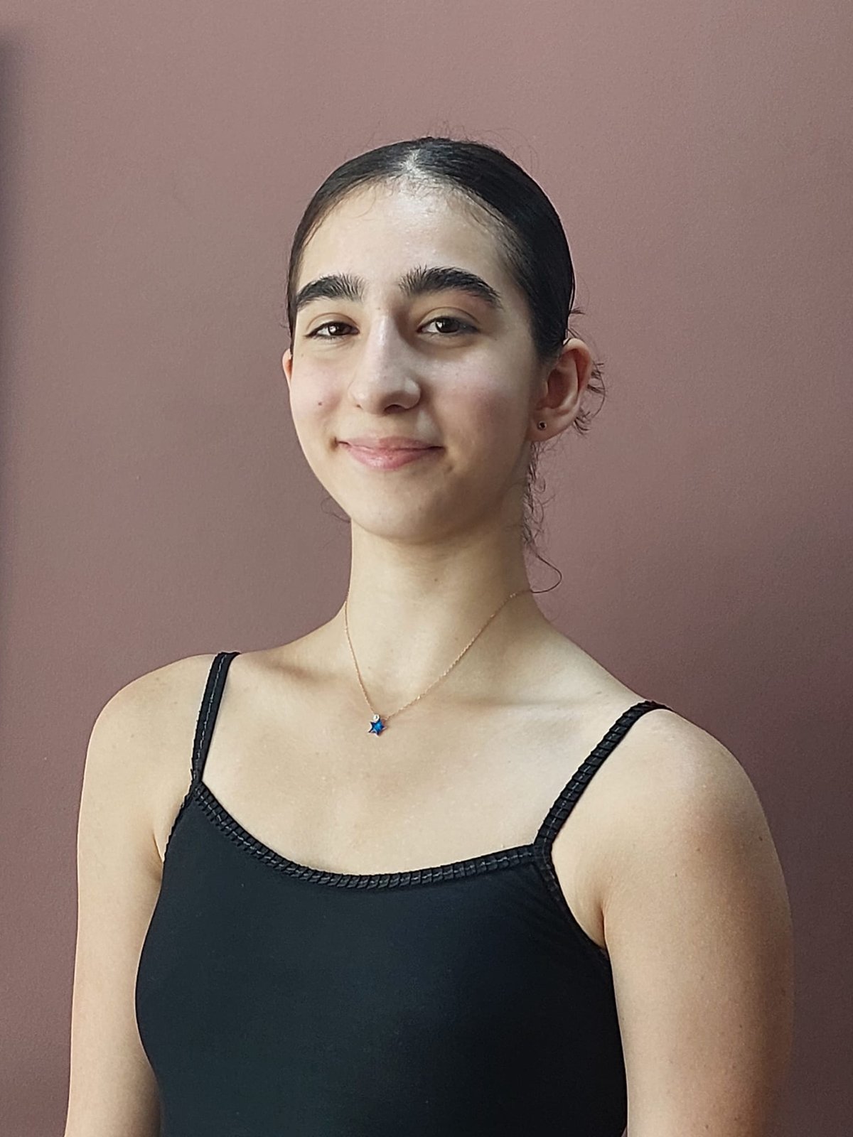 Selin Ozezgi portrait
