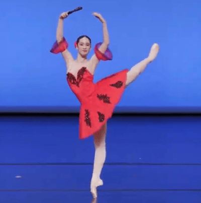 Celine McGrew — Classical dancer