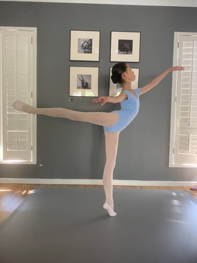 Xirui Xu — Classical dancer, Australia
