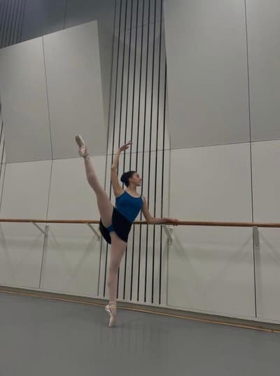 Beatriz Wanderley — Classical dancer, Brazil