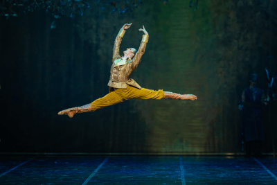 Connor Williams — Classical dancer