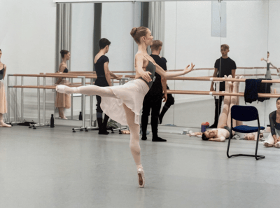 Ella Brownlow Ziirsen — dancer, United Kingdom