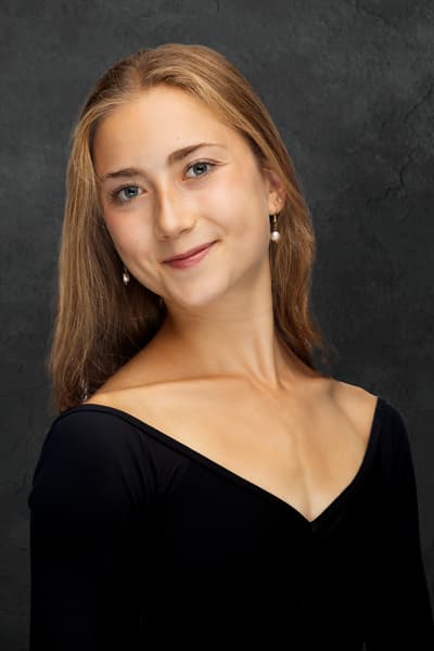 Noa Dean — Classical dancer, United States