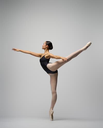 Emma Mills — Classical dancer, Australia