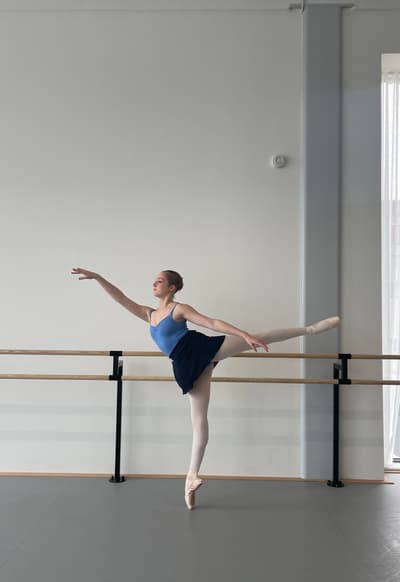 Siofra McAweeney — Classical dancer, Australia