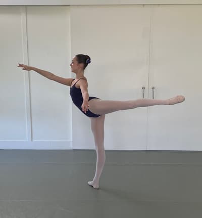 Siofra McAweeney — Classical dancer, Australia