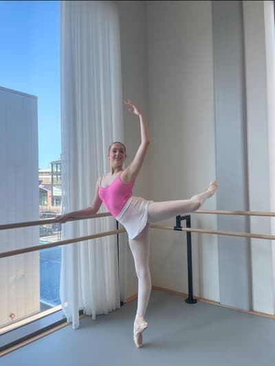 Siofra McAweeney — Classical dancer, Australia
