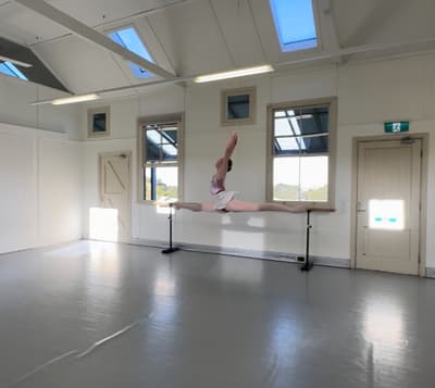 Siofra McAweeney — Classical dancer, Australia