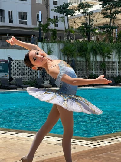 Faylinn Sugiono — Classical dancer, Indonesia