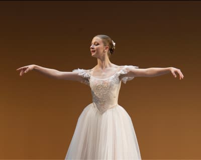 Heidi Probert — Classical dancer, Australia