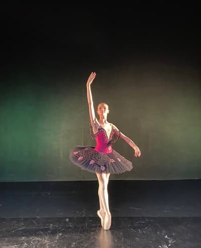 Valentina Costa — Contemporary dancer, Brazil