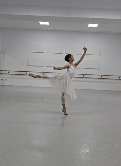 Alma Morales — Classical dancer, Spain