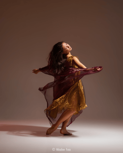 Nina-Sofia Kratz — Classical dancer