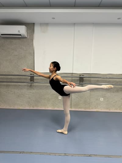 Rei Shigematsu — dancer, Indonesia