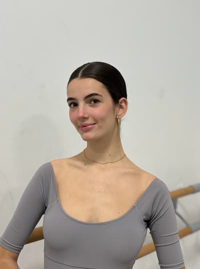 Capucine Cruveiller — Classical dancer, Spain