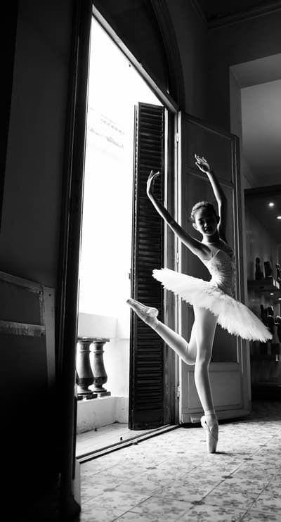 NHIEN NGUYEN HA TRUONG AN — Classical dancer, Vietnam